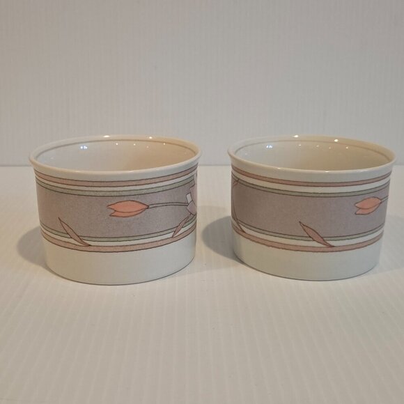 Mikasa Japan Meadow Sun Intaglio Tea Coffee Mugs  Set of 2 CAC02 8 Oz Tulips - Picture 3 of 11